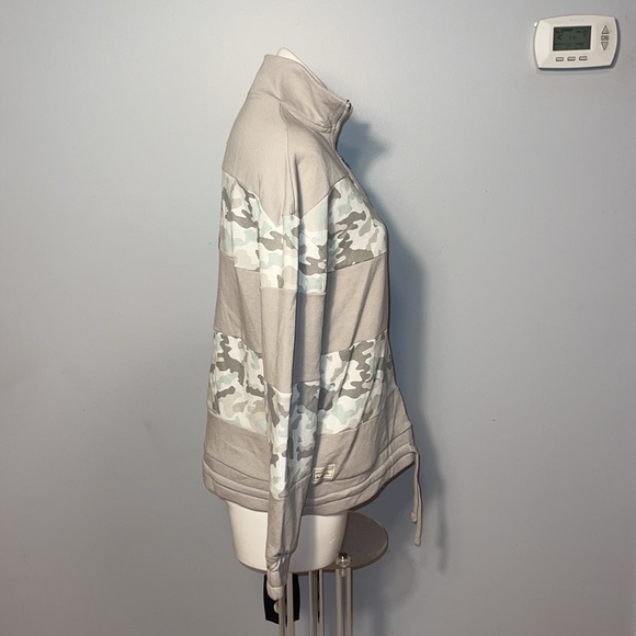 Simply Southern 1/4 Zip Striped Camouflage Pulloverr Jacket. NWT.  Large. - Picture 4 of 11